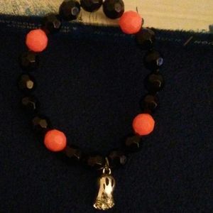 NWOT 🎃Black and orange ghost stretch bracelet